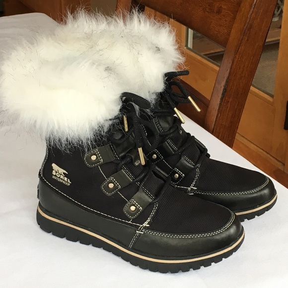 SOLD Cozy Joan X Celebration Limited Edition $150 - Picture 1 of 6